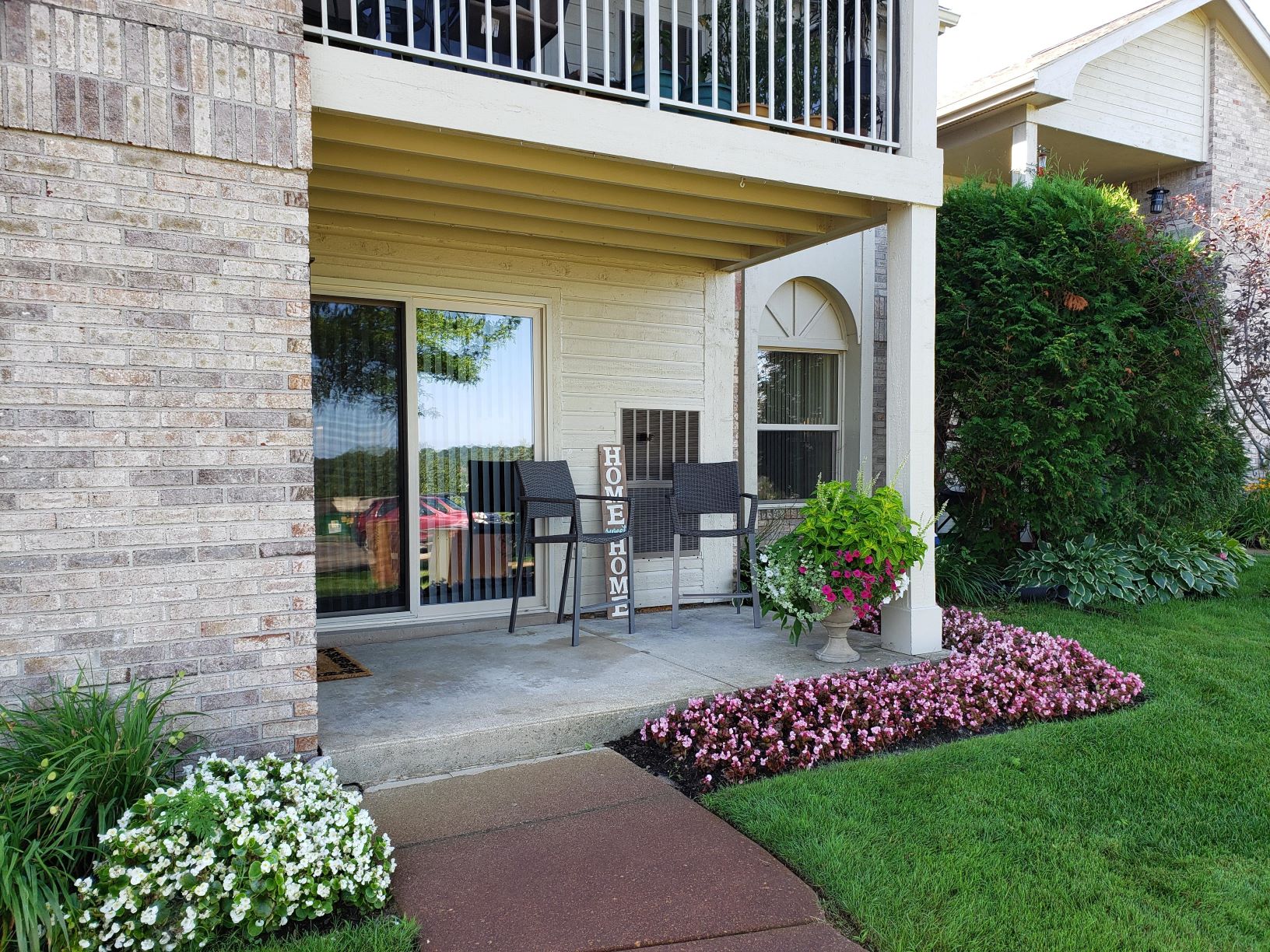 Beautiful Landscaping!